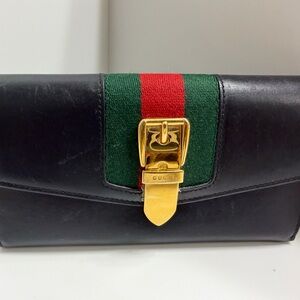 Gently used Gucci Sylvie Continental Long Wallet